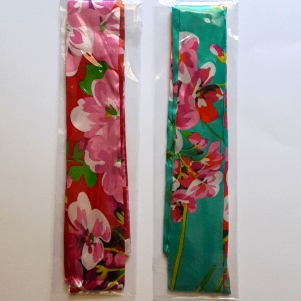 Set of Two Floral Twillys, NIP